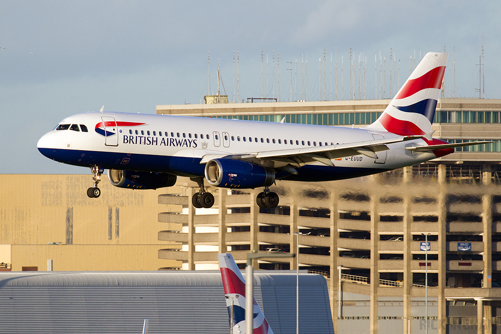 Airbus A320-232 - G-EUUD - British Airways