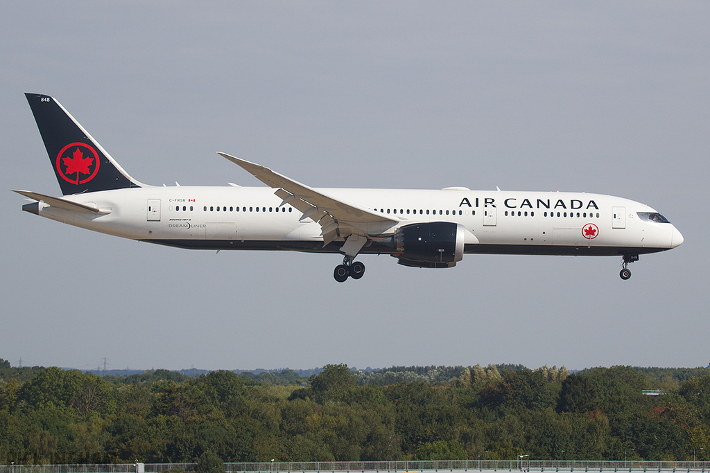Boeing 787-9 Dreamliner - C-FRSR - Air Canada