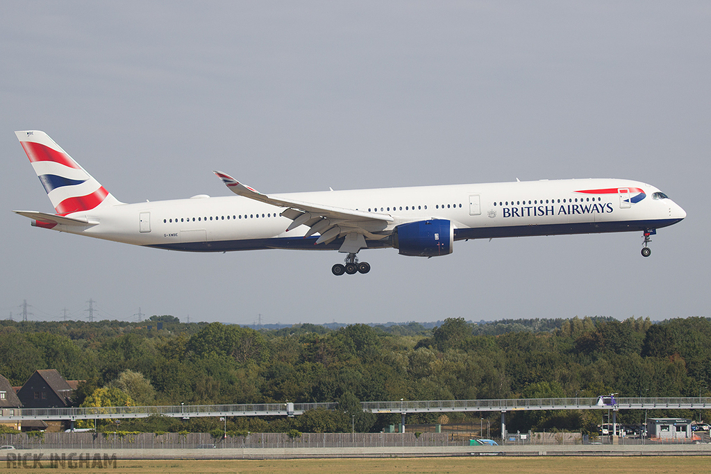 Airbus A350-1041 - G-XWBE - British Airways
