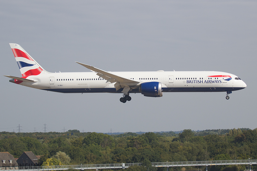 Boeing 787-10 Dreamliner - G-ZBLI - British Airways