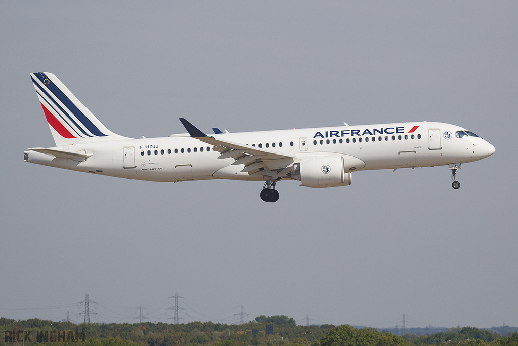 Airbus A220-300 - F-HZUU - Air France