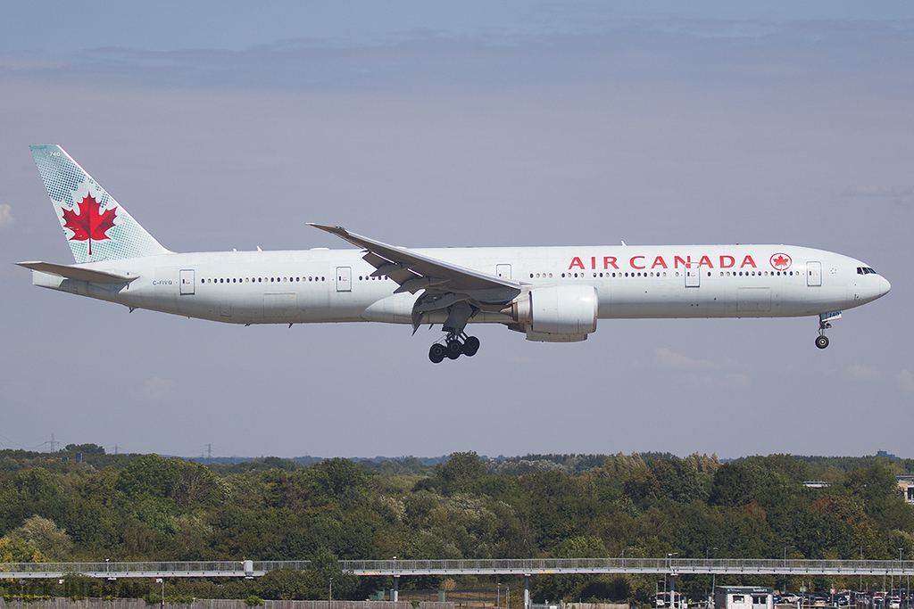 Boeing 777-333ER - C-FIVQ - Air Canada