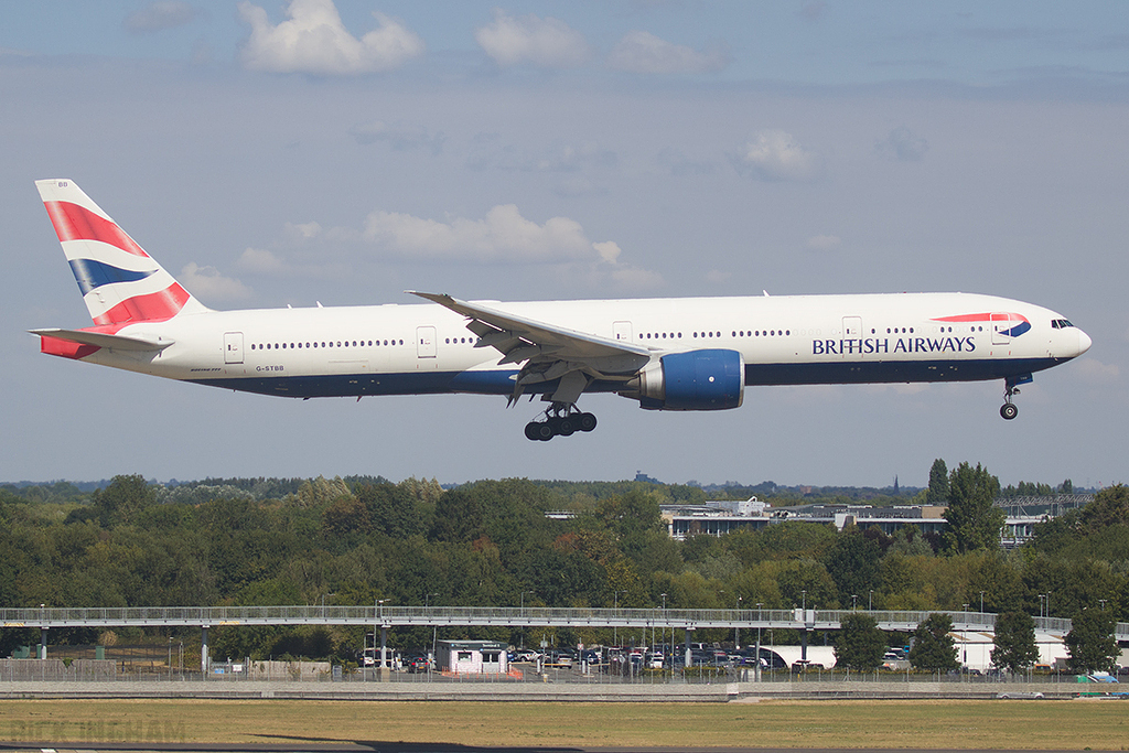 Boeing 777-36NER - G-STBB - British Airways