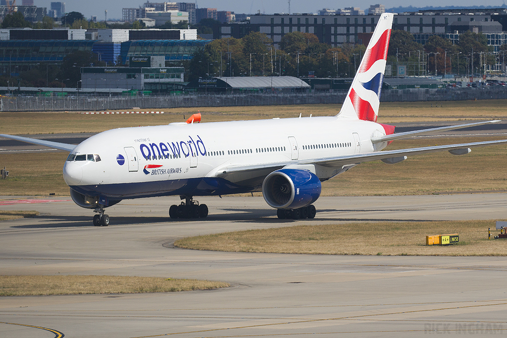 Boeing 777-236ER - G-YMMT - British Airways