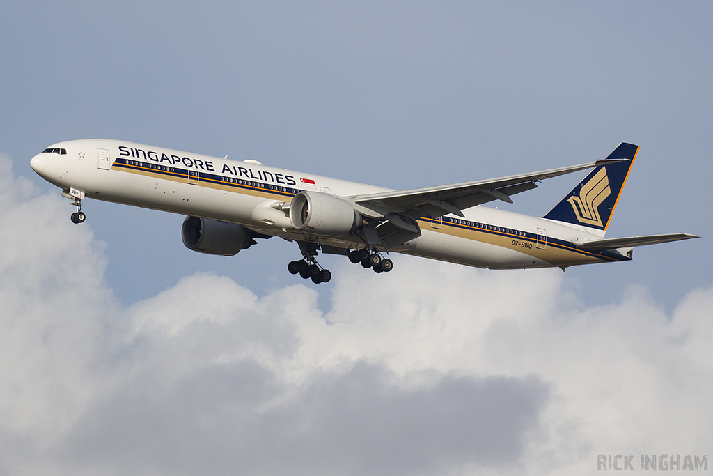 Boeing 777-312ER - 9V-SWQ - Singapore Airlines