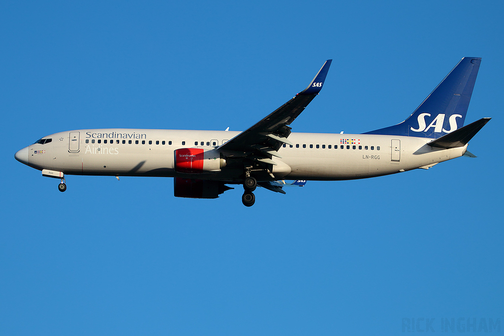 Boeing 737-86NWL - LN-RGG - SAS Scandinavian Airlines