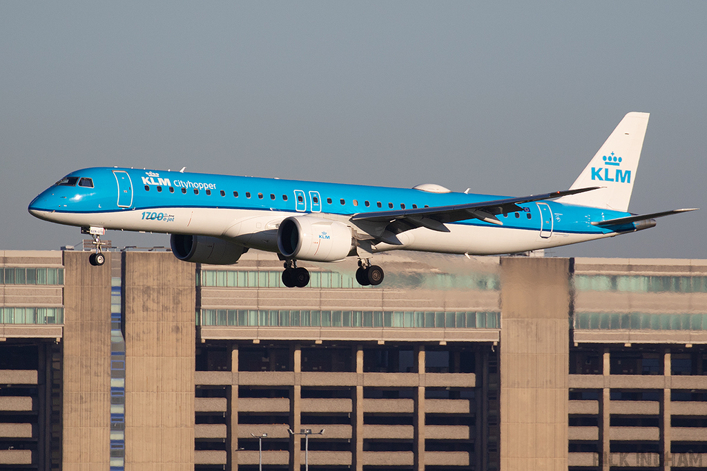 Embraer ERJ-195-E2 - PH-NXM - KLM Cityhopper
