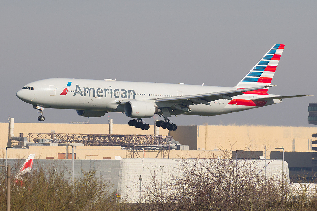 Boeing 777-223ER - N789AN - American Airlines