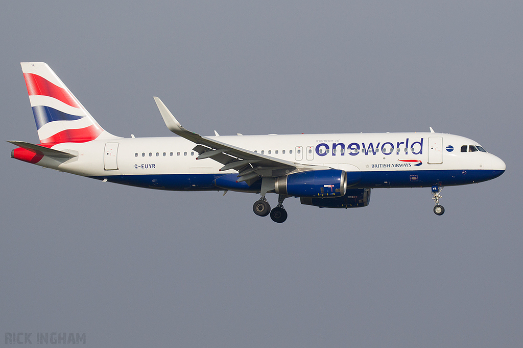 Airbus A320-232 - G-EUYR - British Airways