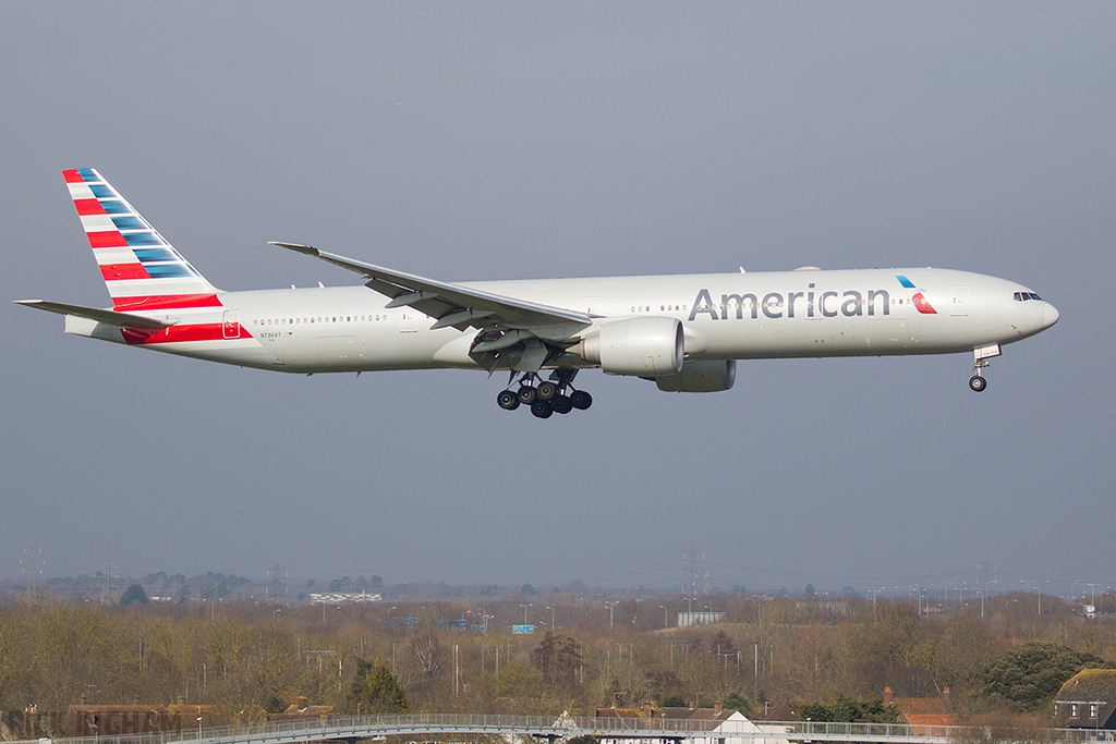Boeing 777-323ER - N736AT - American Airlines