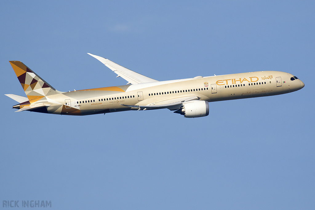 Boeing 787-10 Dreamliner - A6-BMJ - Etihad Airways