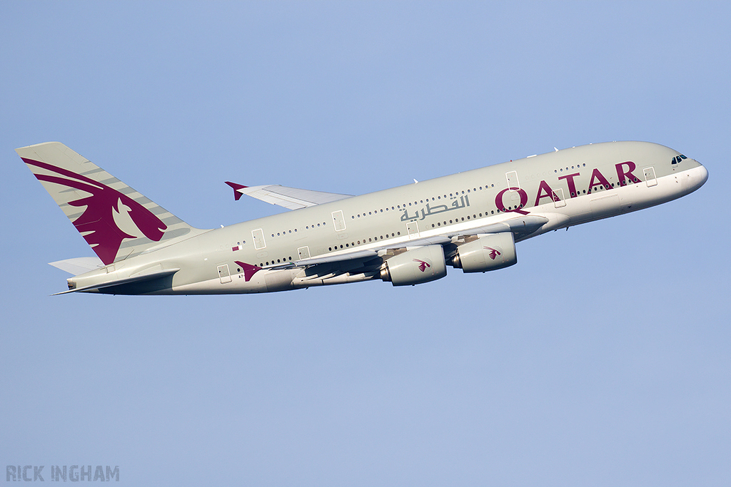 Airbus A380-861 - A7-APC - Qatar Airways