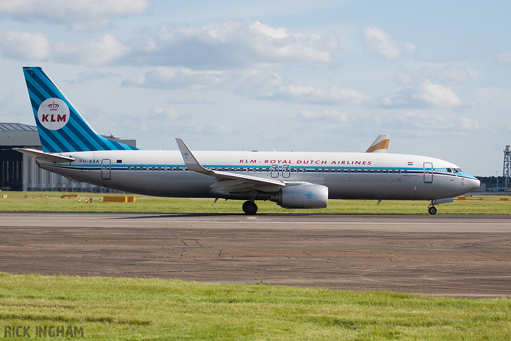 Boeing 737-8K2 - PH-BXA - KLM
