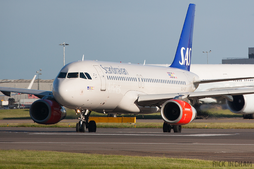 Airbus A320-232 - SE-RJF - Scandinavian Airlines