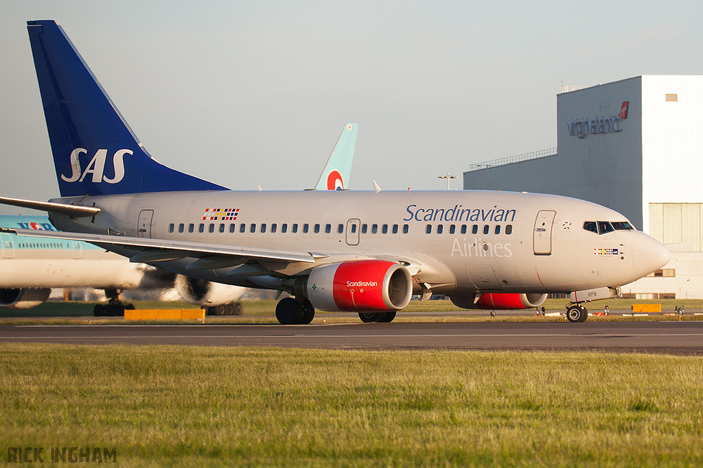 Boeing 737-683 - LN-RPB - Scandinavian Airlines