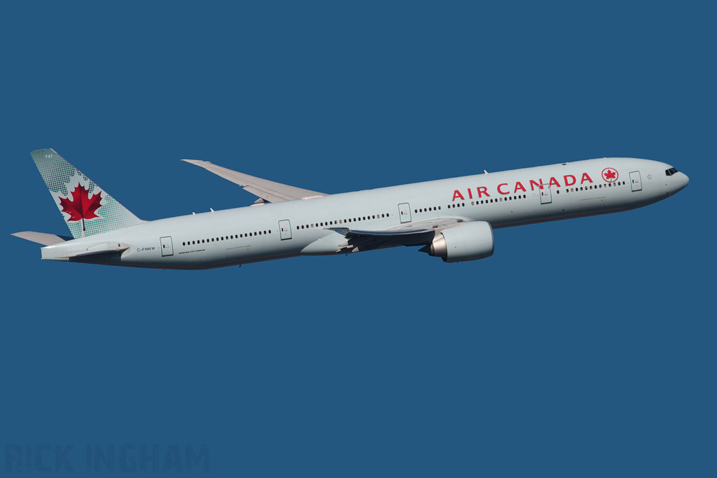 Boeing 777-333ER - C-FNNW - Air Canada