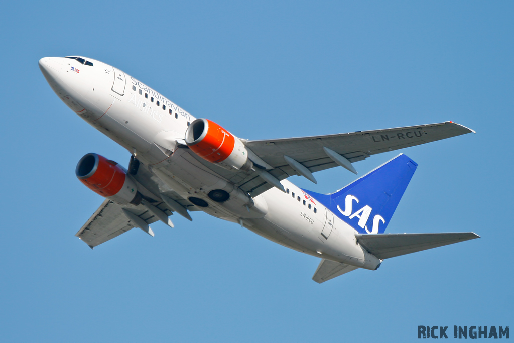 Boeing 737-683 - LN-RCU - Scandinavian Airlines