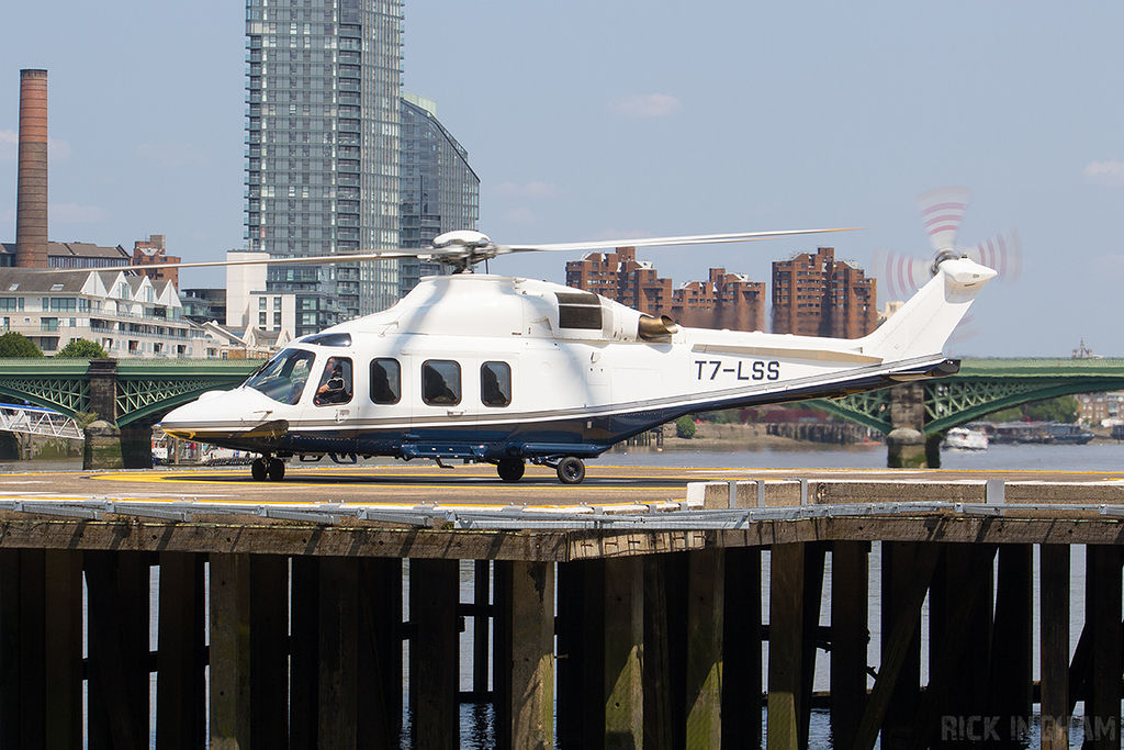 AgustaWestland AW139 - T7-LSS