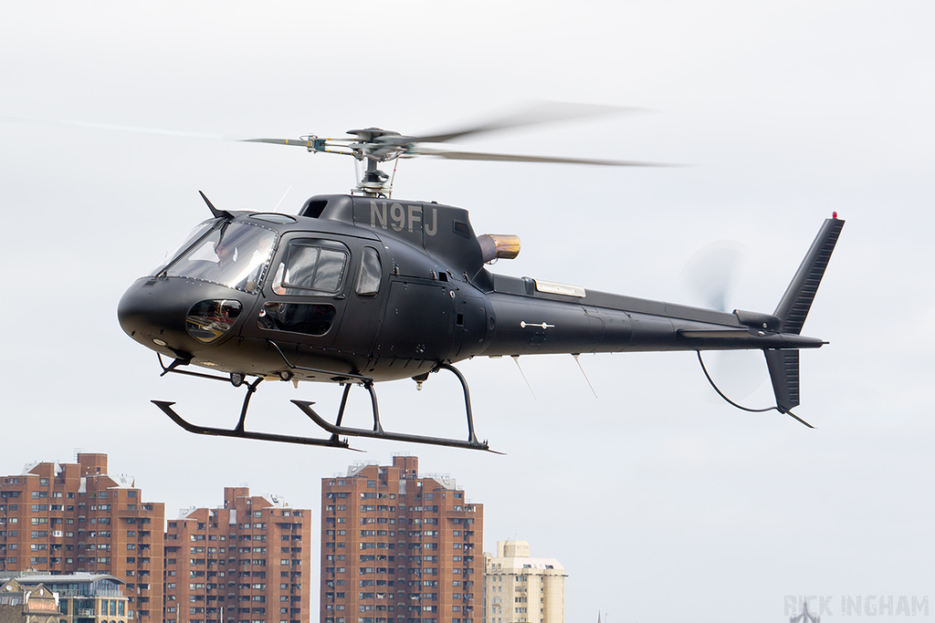 Eurocopter AS350 Squirrel - N9FJ (With Tom Cruise Flying)