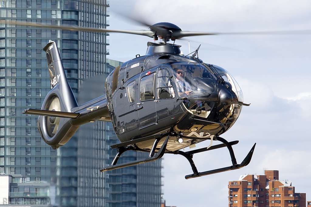 Airbus Helicopters H135 - 2-HELY