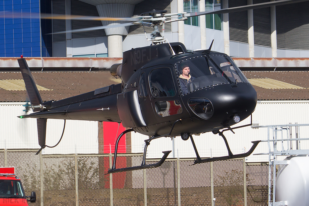 Eurocopter AS350 Squirrel - N9FJ
