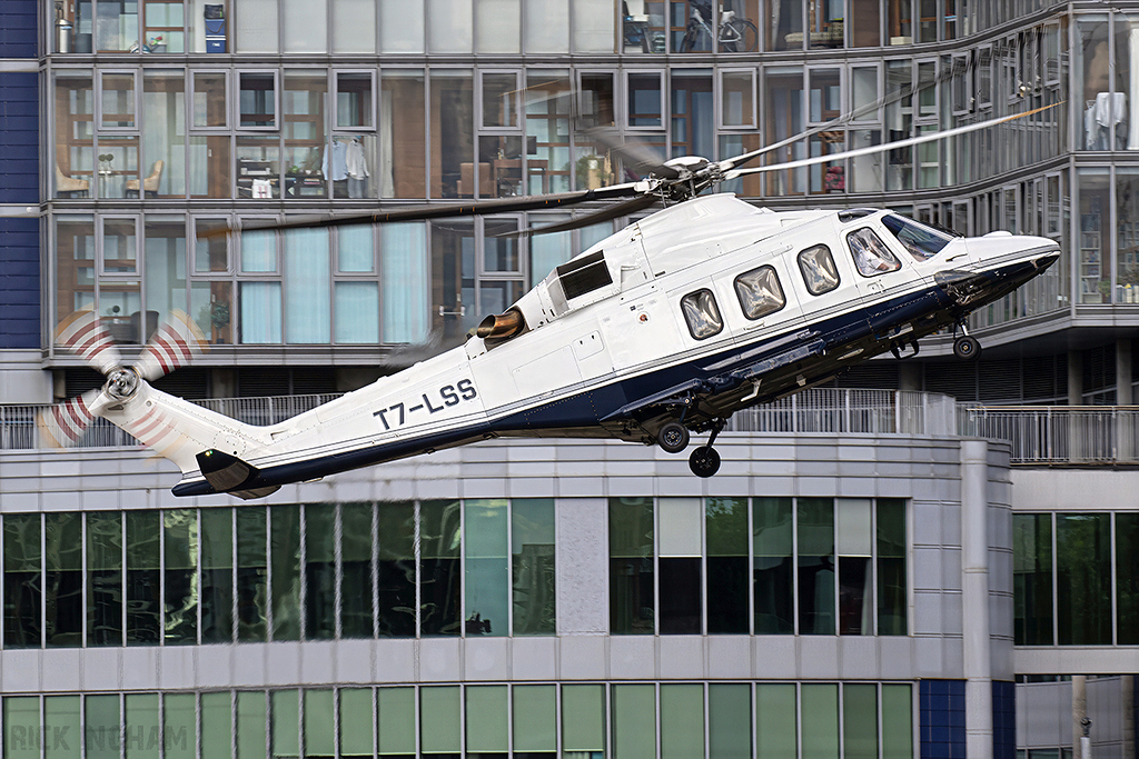 AgustaWestland AW139 - T7-LSS