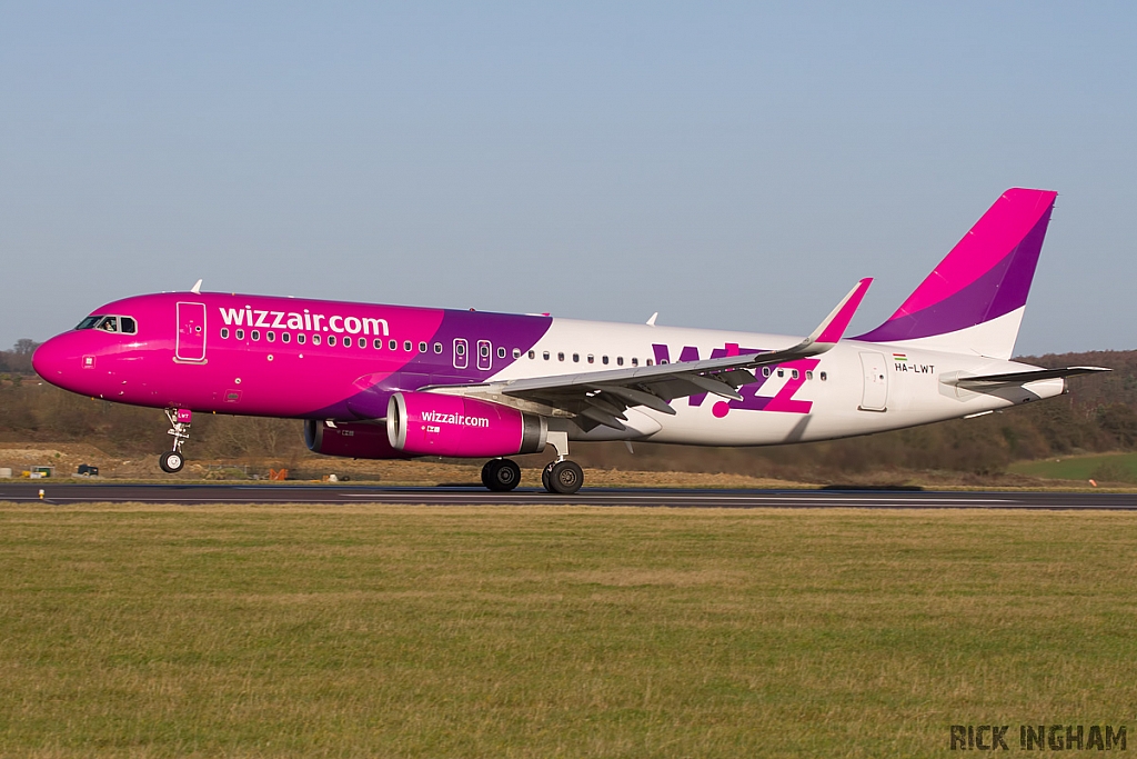 Airbus A320-232 - HA-LWT - Wizz Air