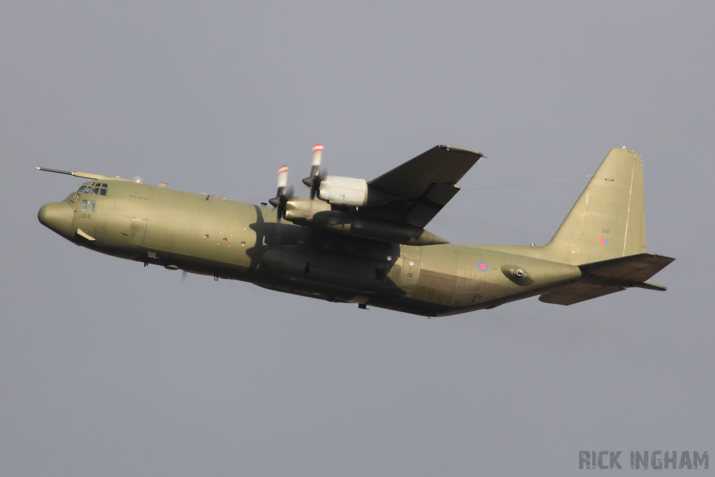 Lockheed C-130K Hercules C3 - XV214 - RAF