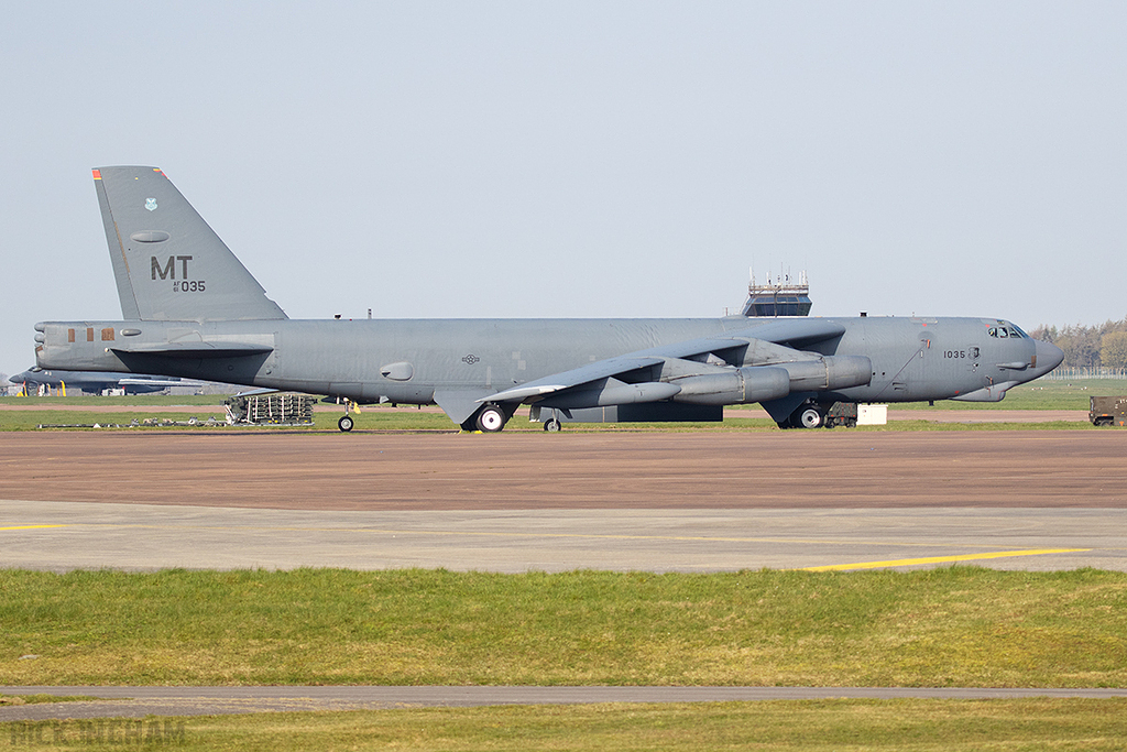 Boeing B-52H Stratofortress - 61-0035 - USAF