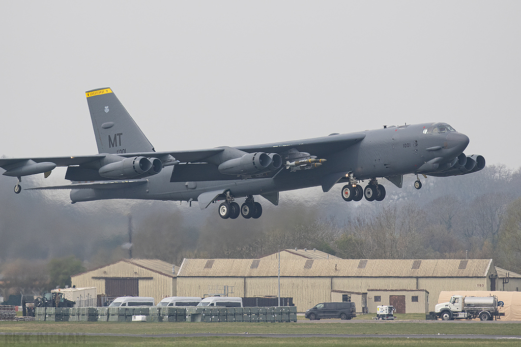 Boeing B-52H Stratofortress - 61-0001 - USAF