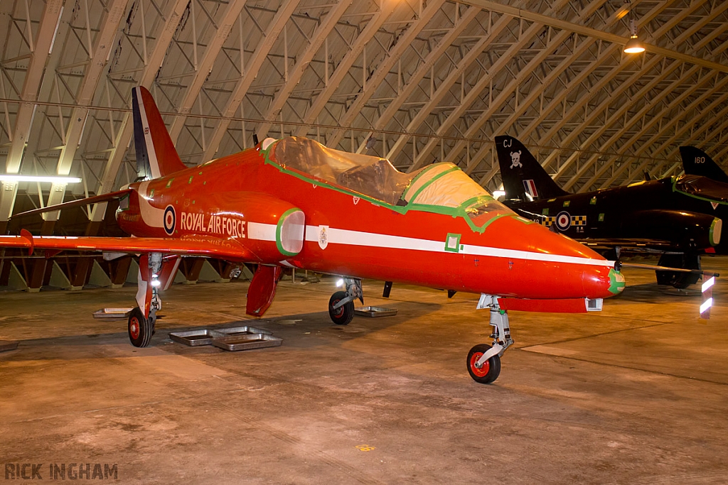 British Aerospace Hawk T1 - XX237 - RAF | The Red Arrows