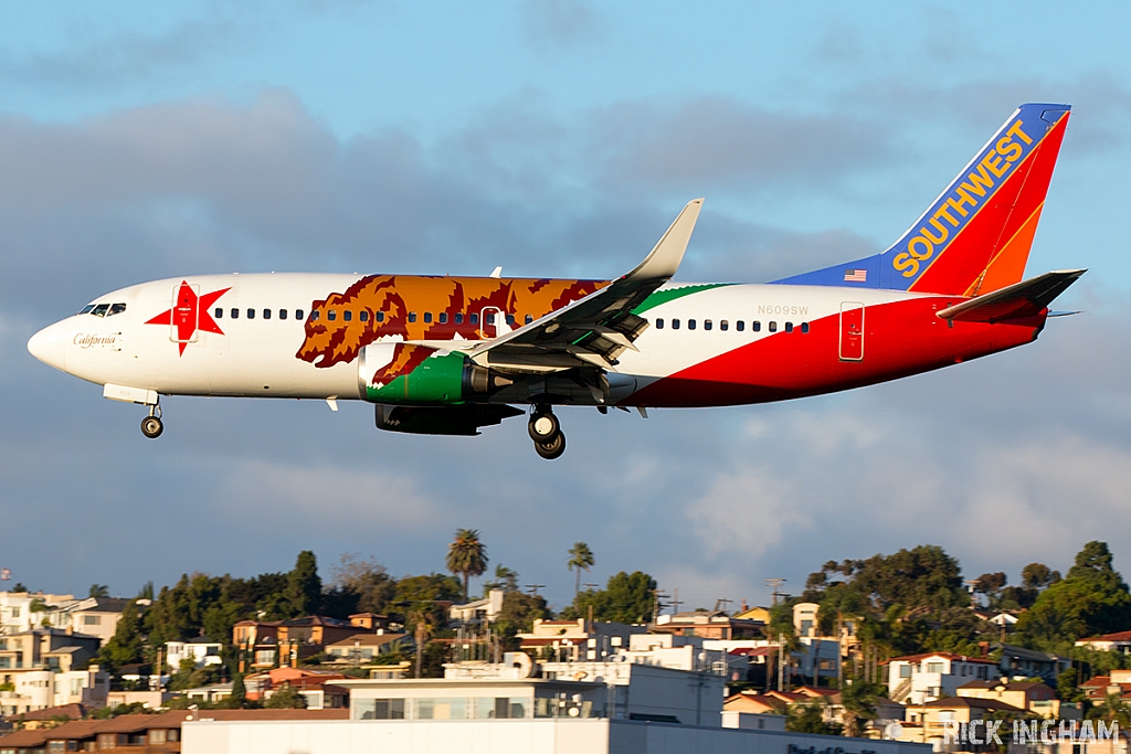 Boeing 737-3H4 - N609SW - Southwest Airlines