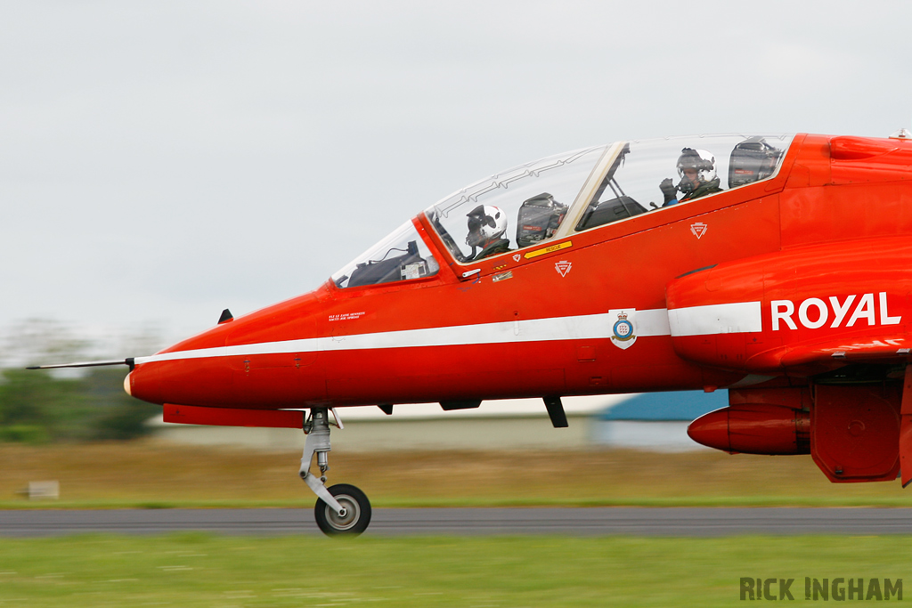 British Aerospace Hawk T1 - XX323 - RAF | The Red Arrows