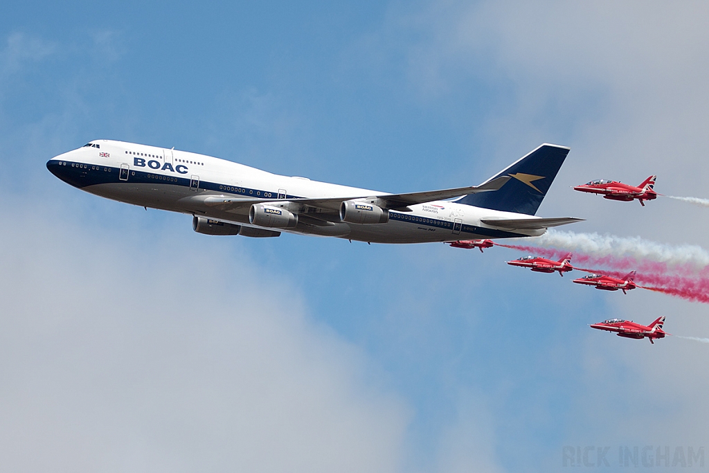 Boeing 747-436 - G-BYGC - BOAC (British Airways) + The Red Arrows