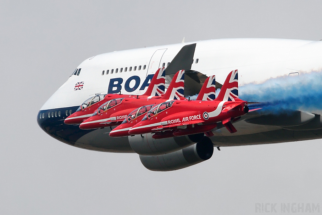Boeing 747-436 - G-BYGC - BOAC (British Airways) + The Red Arrows