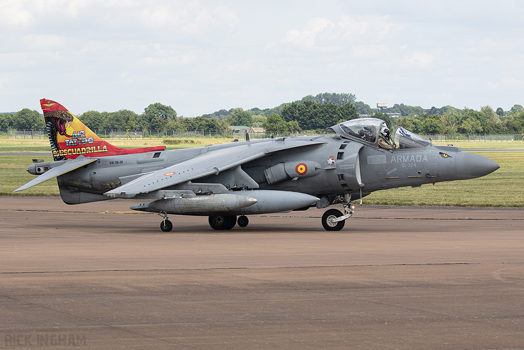 McDonnell Douglas AV-8b Matador - VA.1B-36/01-924 - Spanish Navy