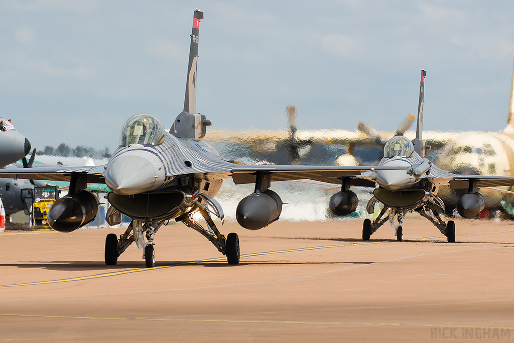 Lockheed Martin F-16C Fighting Falcon - 88-0024 + 88-0021 - Turkish Air Force