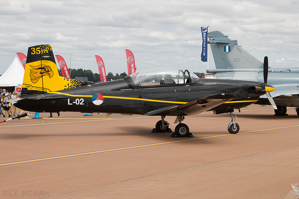 Pilatus PC-7 - L-02 - RNLAF