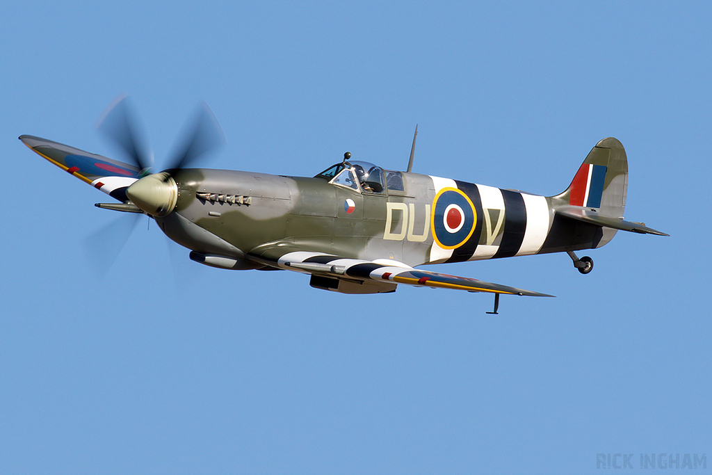 Supermarine Spitfire MK IX - SM29 / G-BRRA - RAF