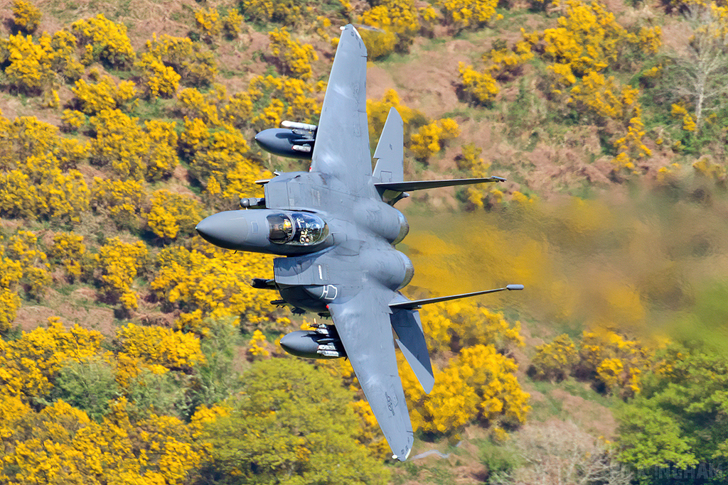 McDonnell Douglas F-15E Strike Eagle - 00-3002 - USAF