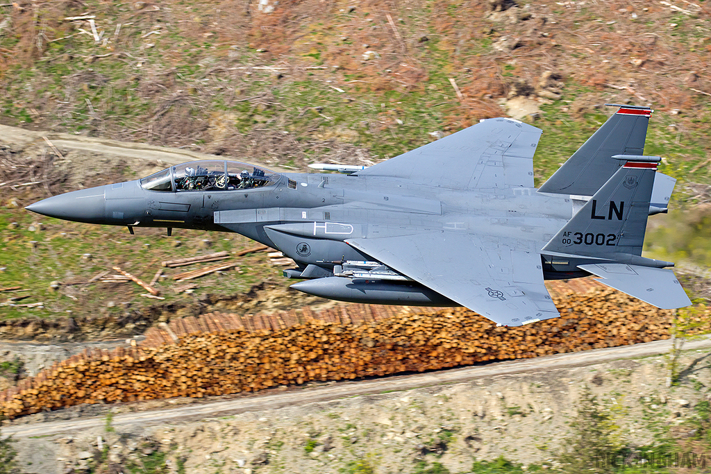 McDonnell Douglas F-15E Strike Eagle - 00-3002 - USAF