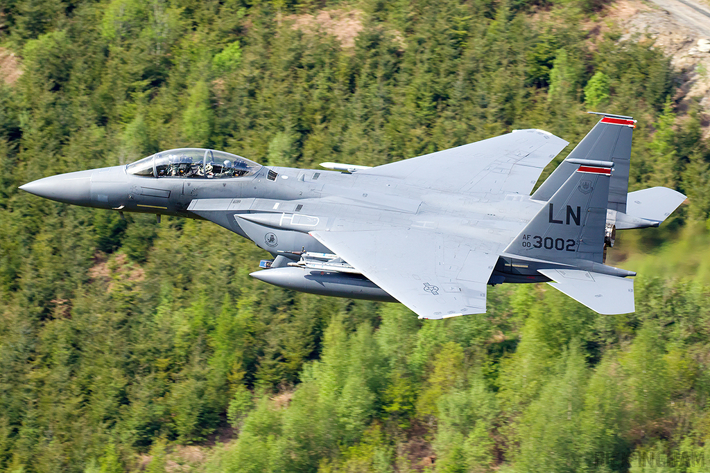 McDonnell Douglas F-15E Strike Eagle - 00-3002 - USAF