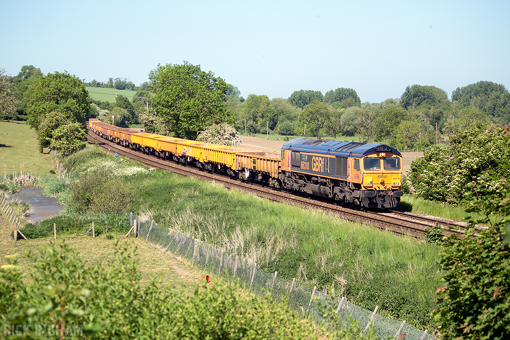 Class 66 - 66310 - GBRf