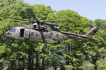 Westland Merlin HC3 - ZJ132/Q - RAF
