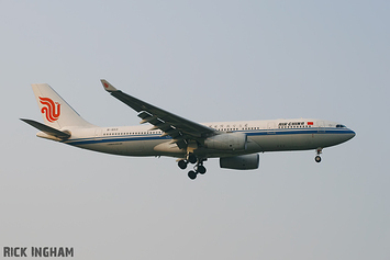 Airbus A330-243 - B-6113 - Air China