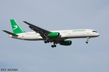 Boeing 757-22K - EZ-A014 - Turkmenistan Airlines