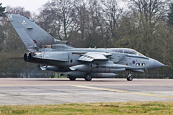 Panavia Tornado GR4 - ZA400/011 - RAF
