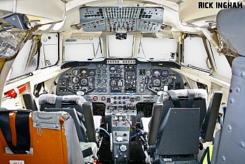 Cockpit of Scottish Aviation Jetstream T2 - ZA111/565 - Royal Navy