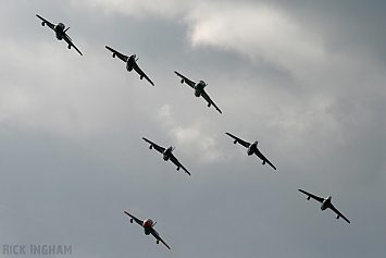 Hawker Hunter T7 - WV372/G-BXFI + XE601/G-ETPS + XE685/G-GAII + G-VETA/XL600 + N-321/G-BWGL + N-294/G-KAXF + XG194/G-PRII - RAF