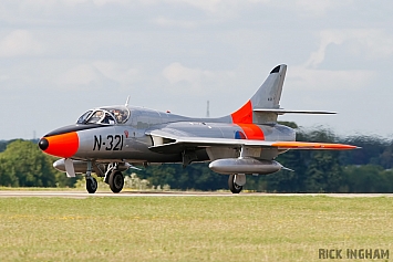 Hawker Hunter T8C - N-321/G-BWGL - RNLAF